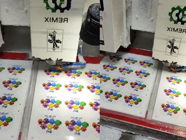 亚克力工艺品挂件加工，很多厂家都用上了精雕机