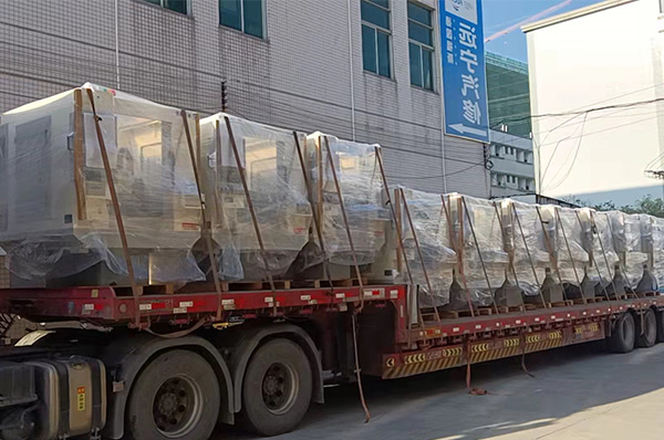 10台850DD双头刀库精雕机发出，笔记本电脑配件精加工用