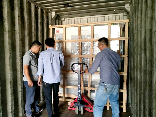 迪奥数控出货现场